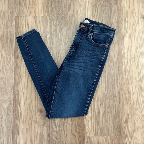 Madewell Denim - Madewell 10” High Rise Skinny Jeans Size 26 Style M2230